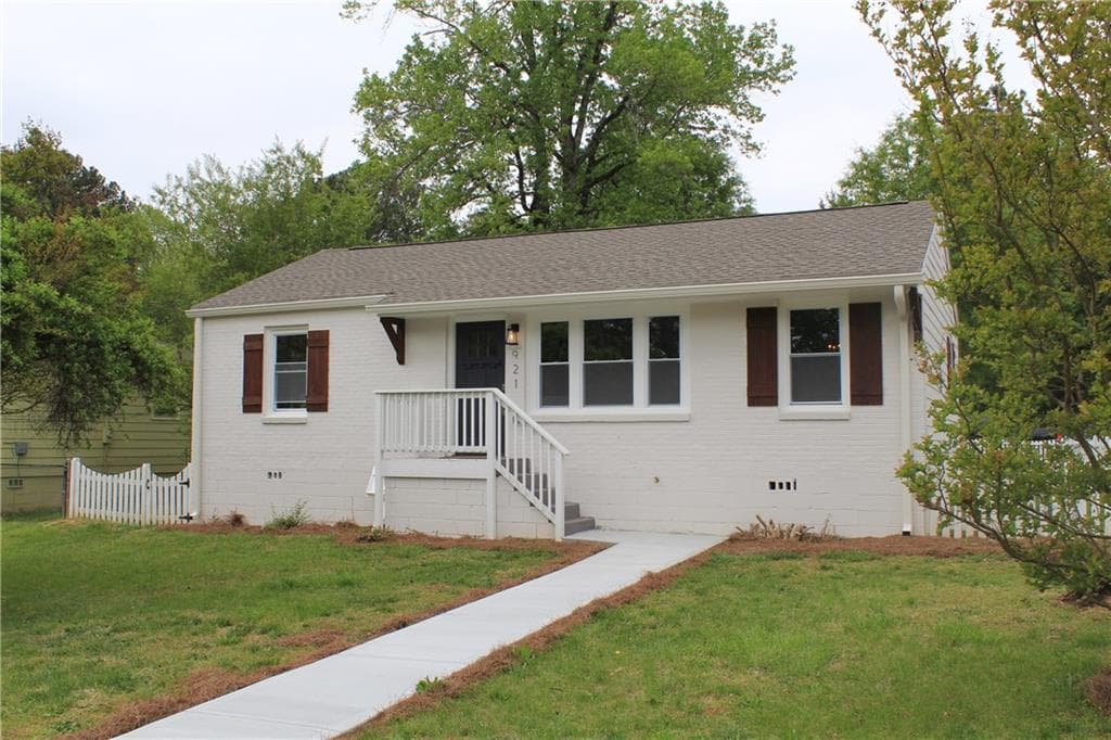 3 bedroom, 1,150 sq ft single family residence sold at 921 Bank Street, Smyrna, GA 30080