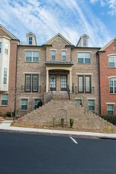3 bedroom, 2,256 sq ft townhouse sold at 3712 Broughton Circle 0, Atlanta, GA 30339