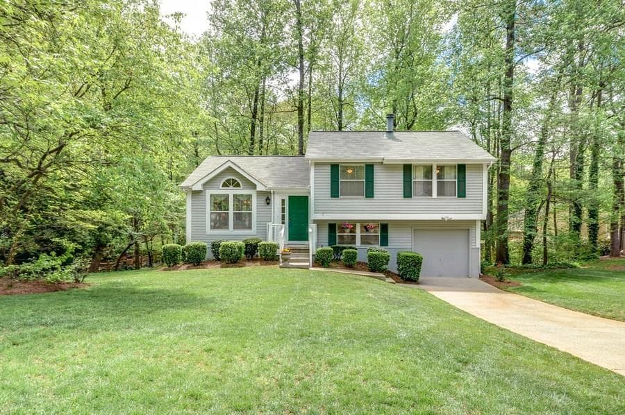 215 Taylor Meadow Chase, Roswell, GA 30076 — most recent listing photo