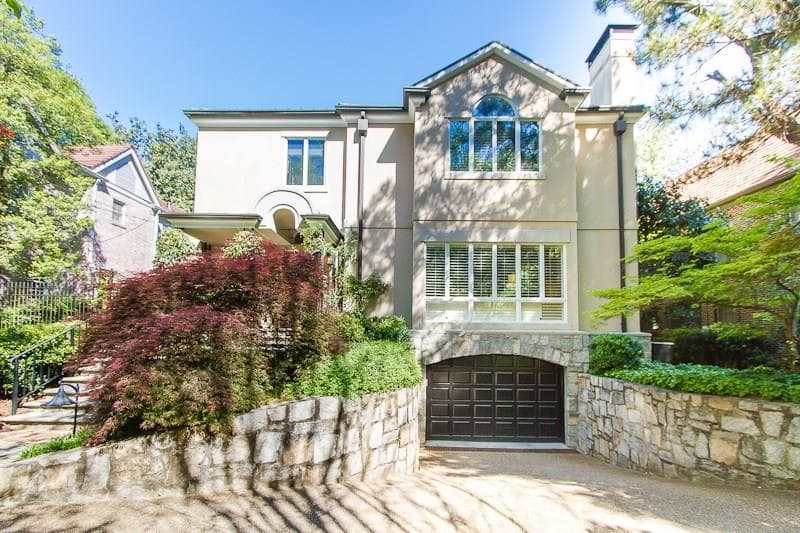 5 bedroom, 4,134 sq ft single family residence sold at 48 Wakefield Drive, Atlanta, GA 30309