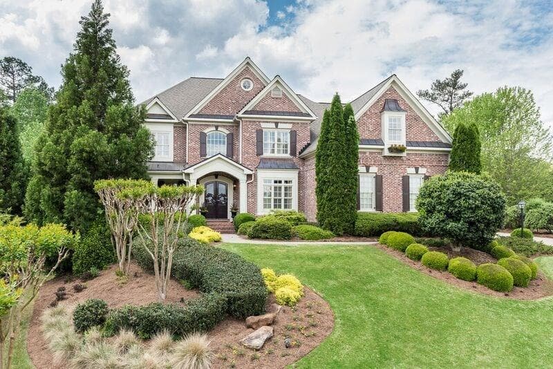 6 bedroom, 5,192 sq ft single family residence sold at 183 Golf Link View, Milton, GA 30004