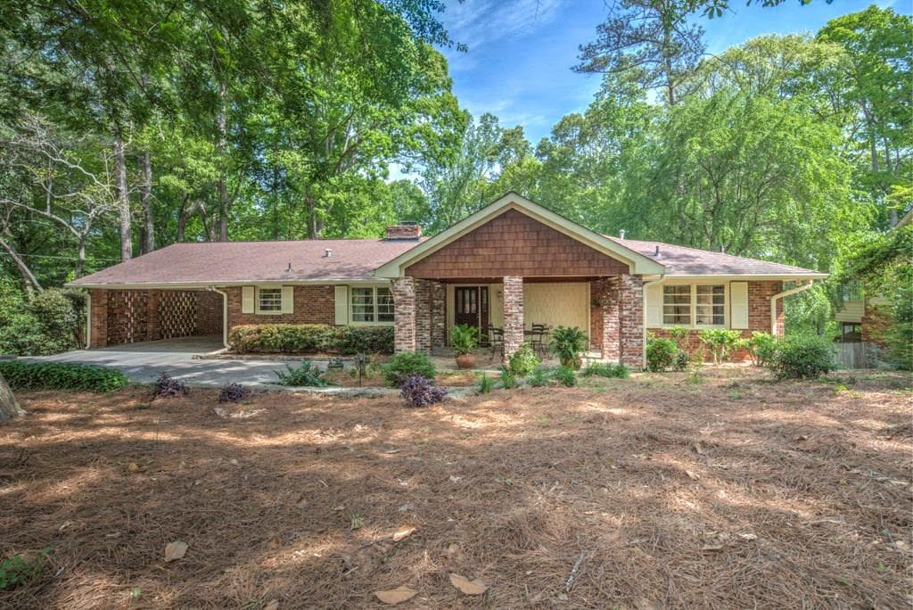 360 Montevallo Drive, Sandy Springs, GA 30342 — most recent listing photo
