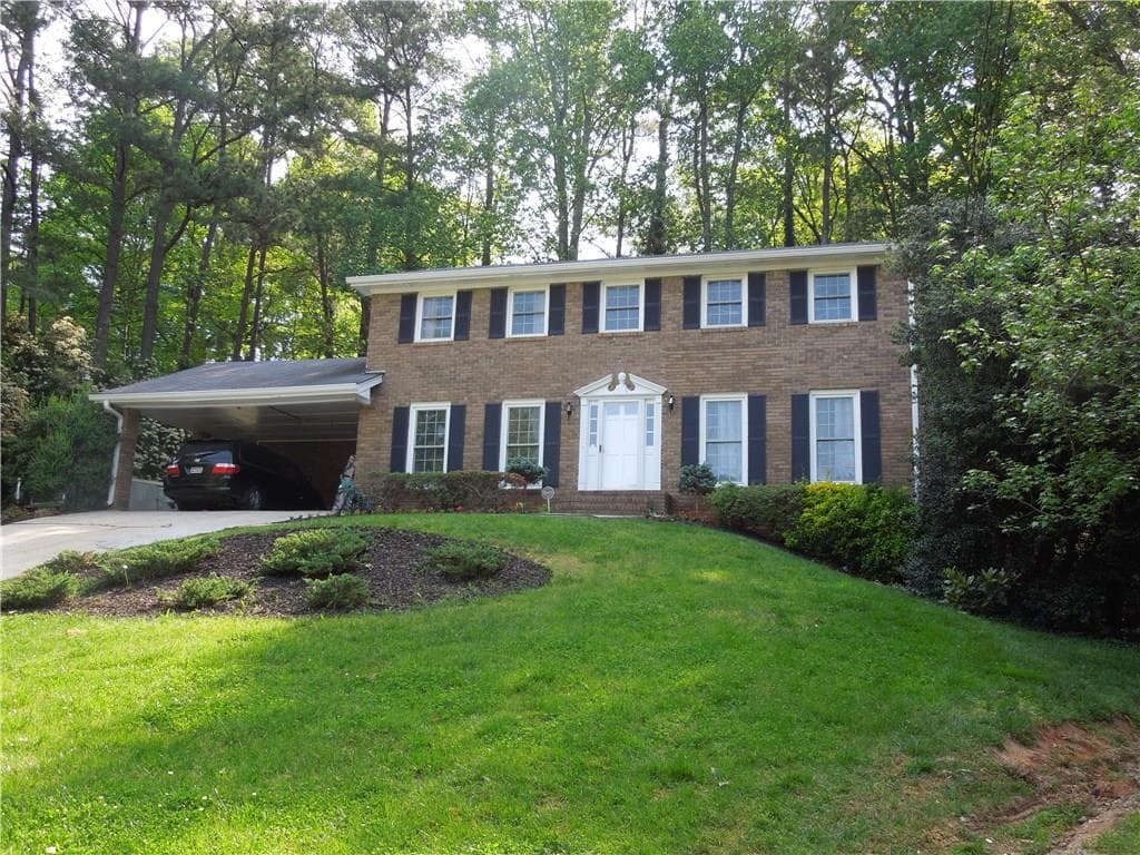 4303 Georgetown Court, Dunwoody, GA 30338 — most recent listing photo