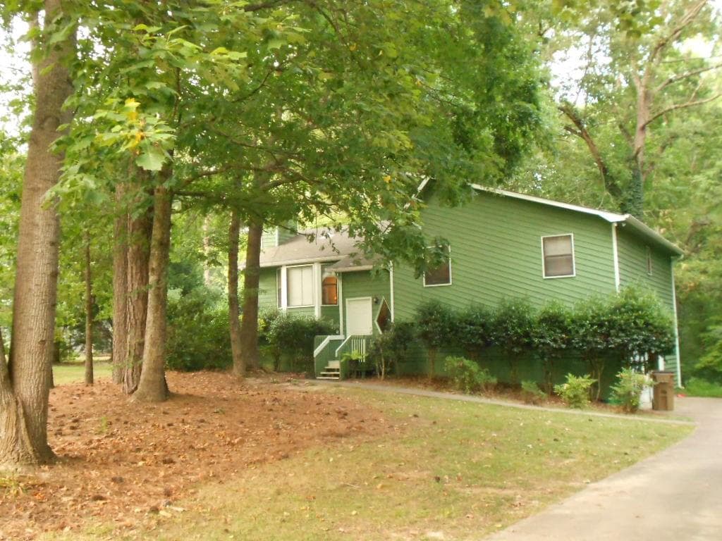 2862 Emerald Lane, Acworth, GA 30102 — most recent listing photo