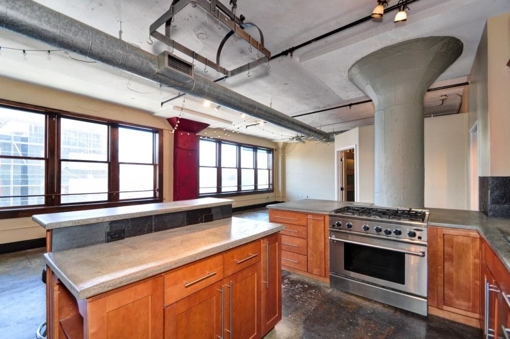 1 bedroom, 1,507 sq ft condominium sold at 426 Marietta Street 501, Atlanta, GA 30313