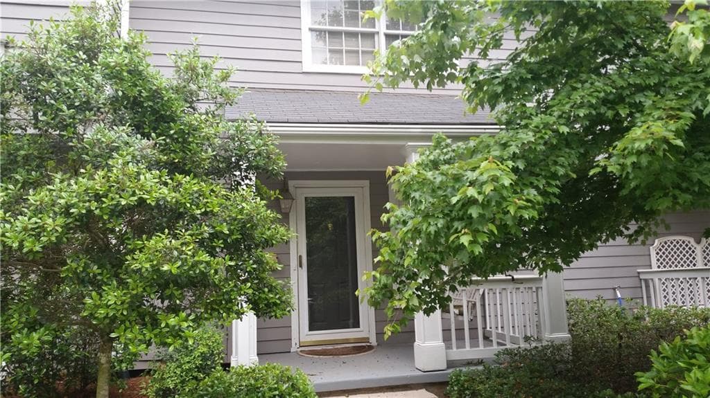 2730 Farmstead Road, Smyrna, GA 30080 — most recent listing photo