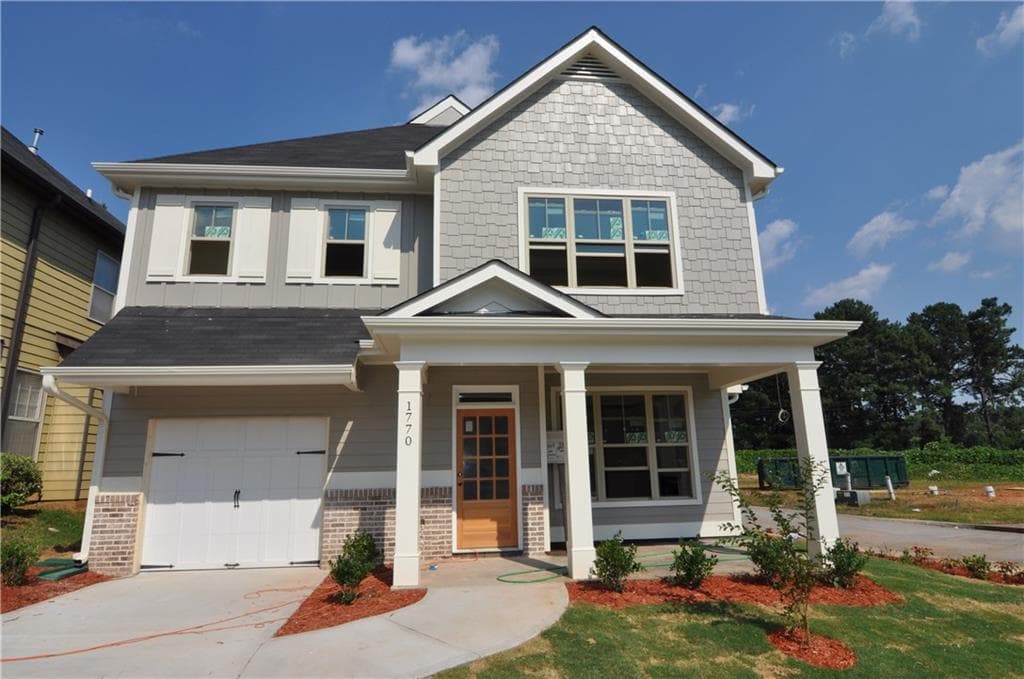 3 bedroom, 1,694 sq ft single family residence sold at 1770 Maple Walk Circle, Atlanta, GA 30315