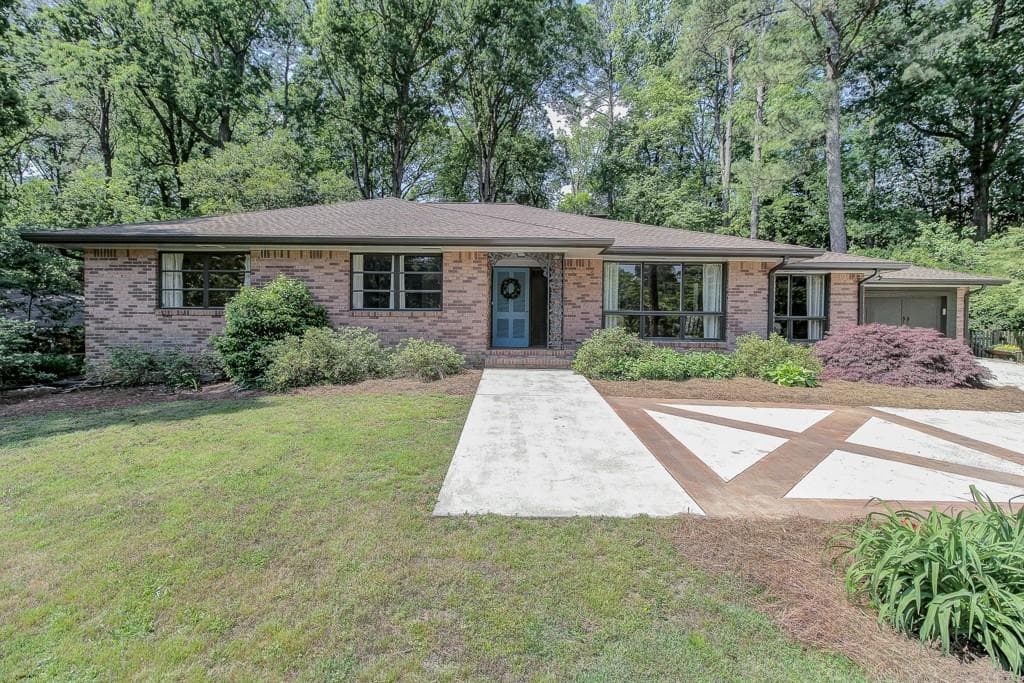 4 bedroom, 2,485 sq ft single family residence sold at 1325 Council Bluff Drive, Atlanta, GA 30345