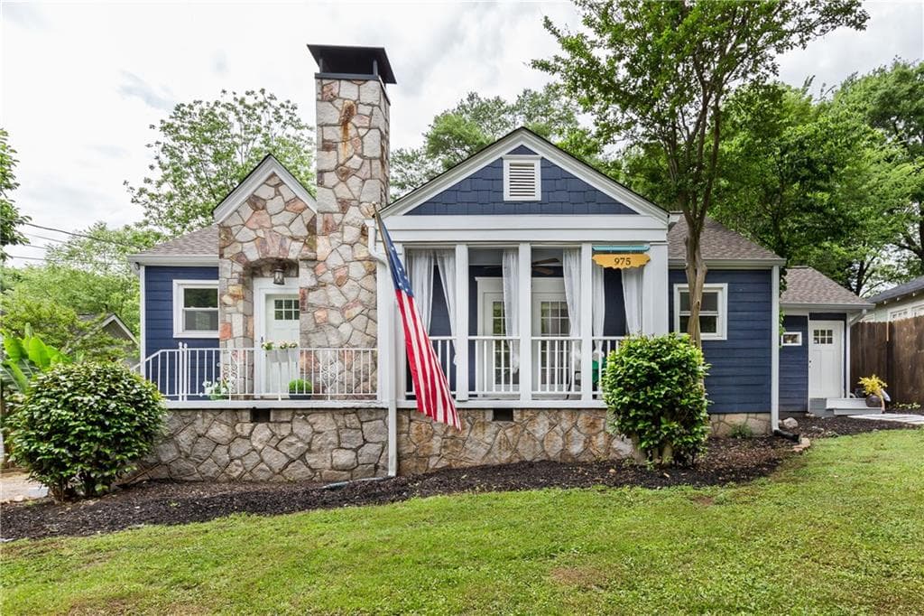 3 bedroom, 1,608 sq ft single family residence sold at 975 Rawlins Street, Atlanta, GA 30315