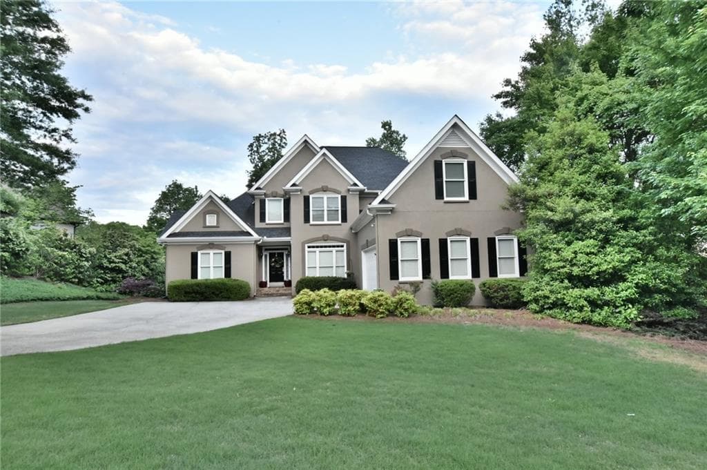 6 bedroom single family residence sold at 3835 Homestead Ridge Drive, Cumming, GA 30041