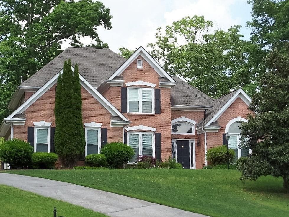 4 bedroom, 2,506 sq ft single family residence sold at 579 Beacon Trace, Lawrenceville, GA 30043
