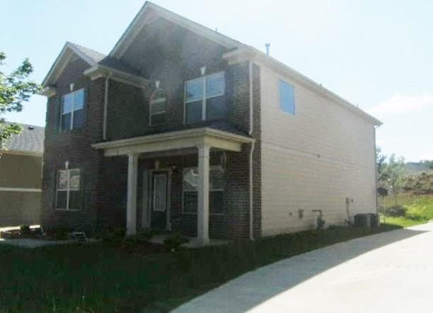 65 MATADOR Way, Newnan, GA 30263 — most recent listing photo