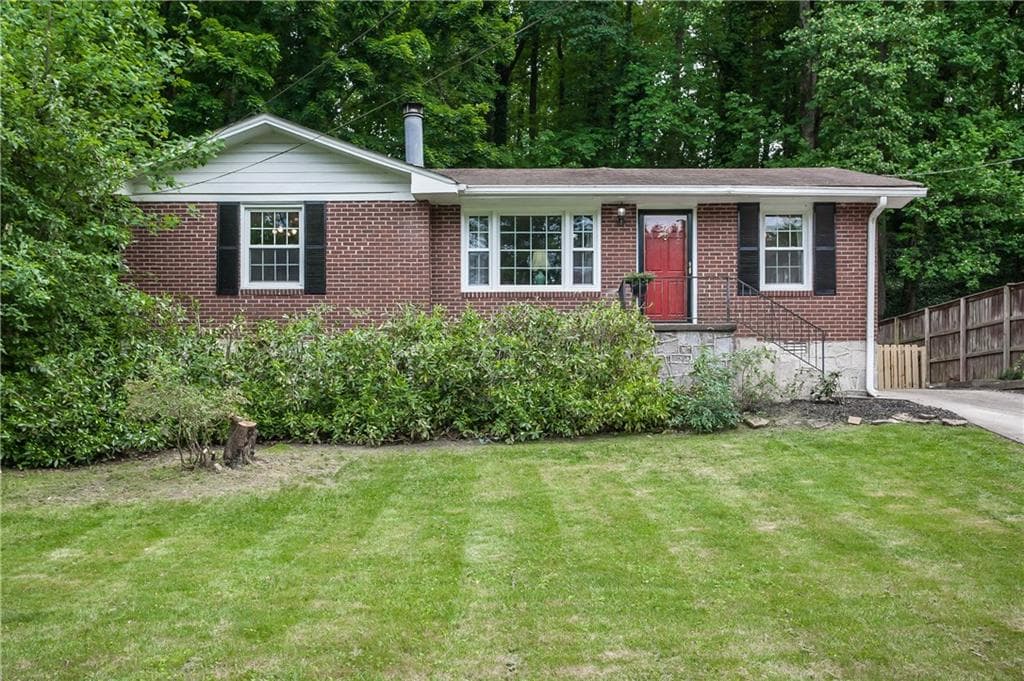 920 Scott Circle, Decatur, GA 30033 — most recent listing photo