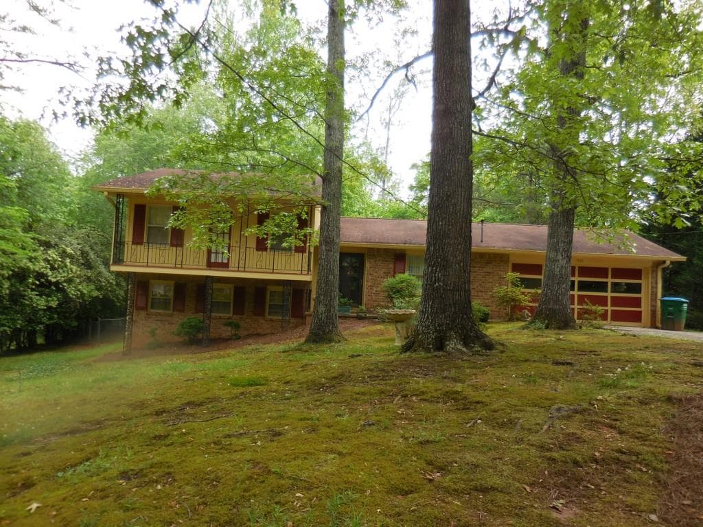 4 bedroom, 1,689 sq ft single family residence sold at 3668 Kinnard Drive, Atlanta, GA 30360