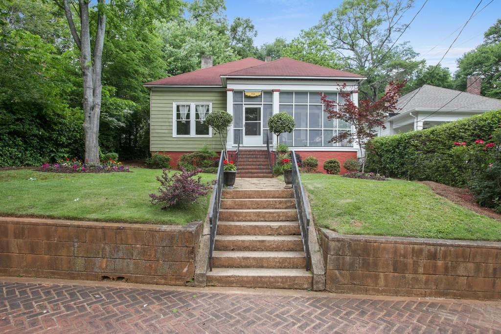 2 bedroom, 1,604 sq ft single family residence sold at 356 Augusta Avenue, Atlanta, GA 30315