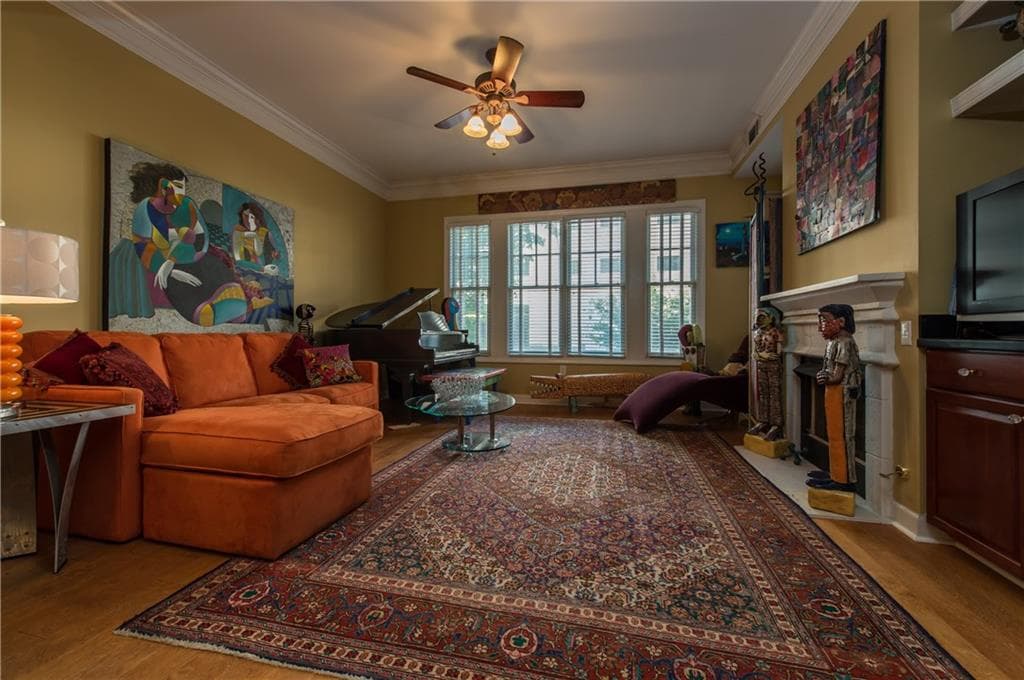 1 bedroom, 970 sq ft condominium sold at 850 Piedmont Avenue 2209, Atlanta, GA 30308