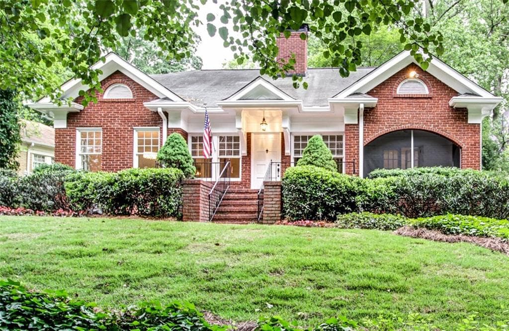 4 bedroom, 3,134 sq ft single family residence sold at 1507 Emory Road, Atlanta, GA 30306