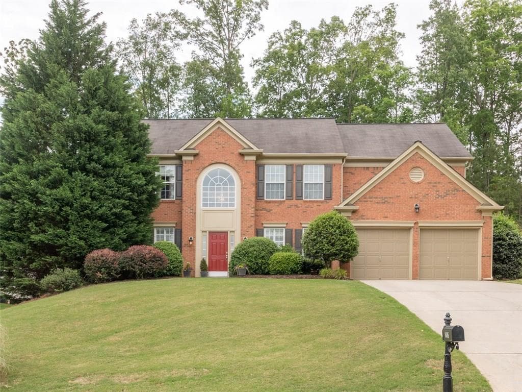 4 bedroom, 2,832 sq ft single family residence sold at 1605 Laleiah Drive, Cumming, GA 30041