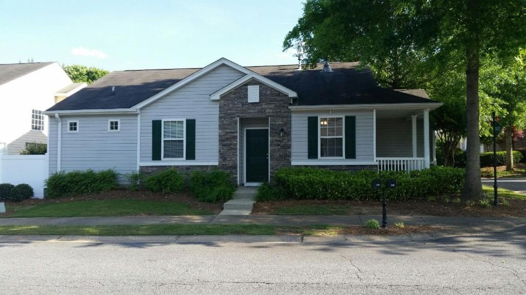218 Manley Court, Woodstock, GA 30188 — most recent listing photo