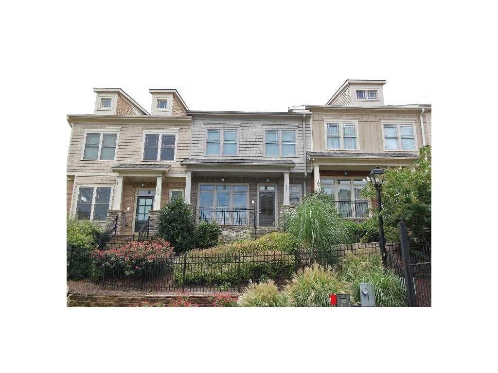 200 Mystic Ridge Hill, Atlanta, GA 30342 — most recent listing photo