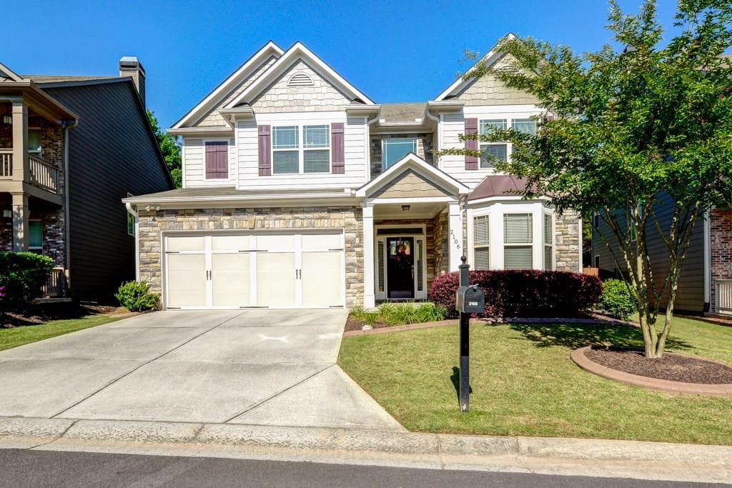 5 bedroom, 3,291 sq ft single family residence sold at 2106 Old Georgian Terrace, Atlanta, GA 30318