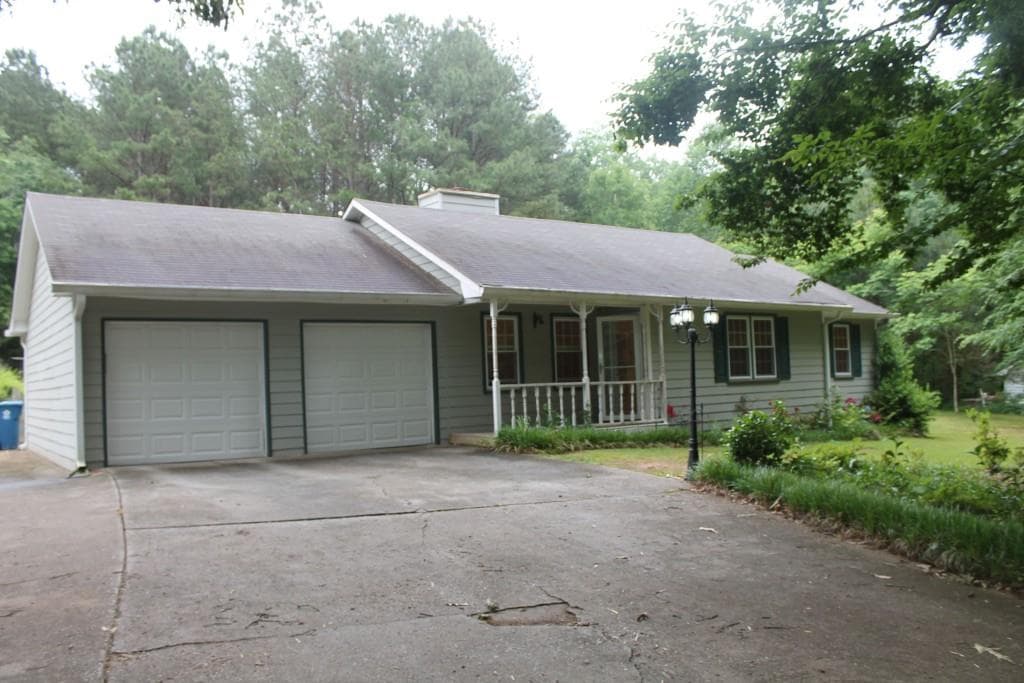 3735 Creekwood Drive, Loganville, GA 30052 — most recent listing photo