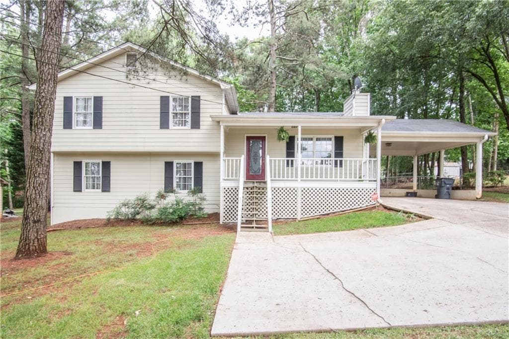 3 bedroom single family residence sold at 398 Russell Road, Lawrenceville, GA 30043