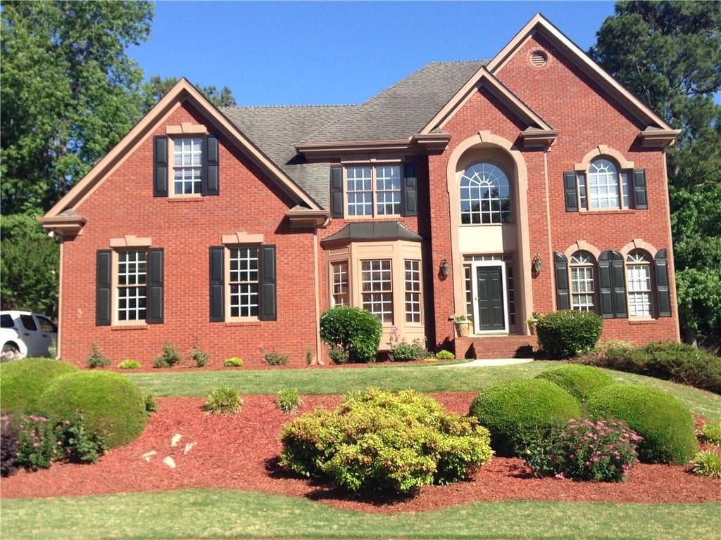 7 bedroom, 3,122 sq ft single family residence sold at 2717 Mayfield Drive, Lawrenceville, GA 30043