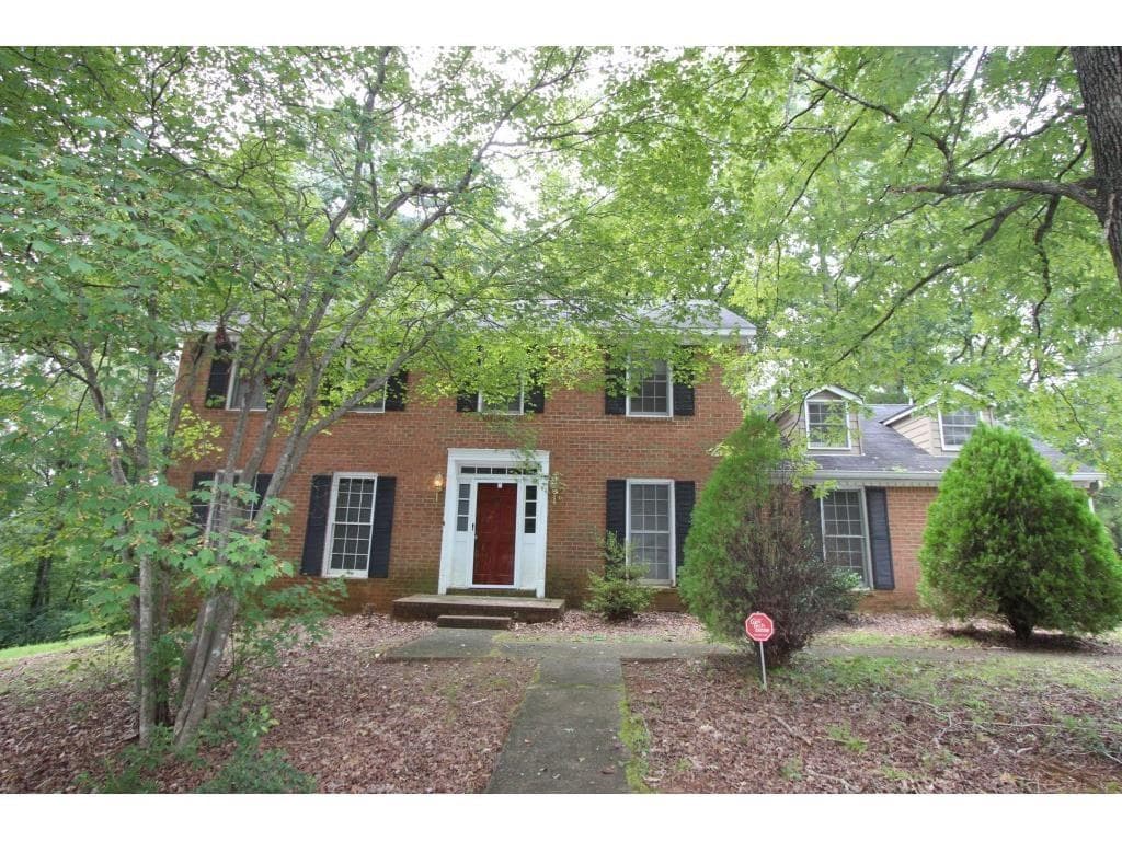 3809 Holy Cross Drive, Decatur, GA 30034 — most recent listing photo