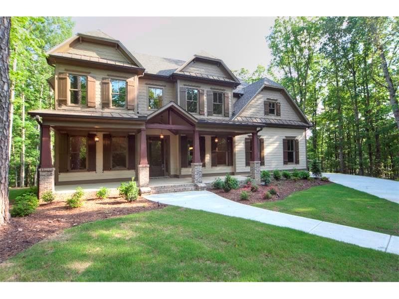 6 bedroom, 3,840 sq ft single family residence sold at 13040 Lum Crowe Road, Roswell, GA 30075