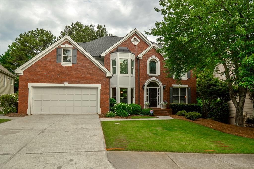 5 bedroom, 3,502 sq ft single family residence sold at 425 Fieldstone Landing, Alpharetta, GA 30005
