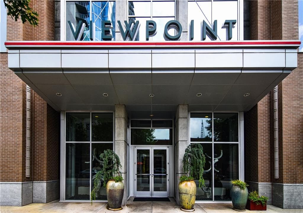 1 bedroom, 702 sq ft condominium sold at 855 Peachtree Street 3004, Atlanta, GA 30308