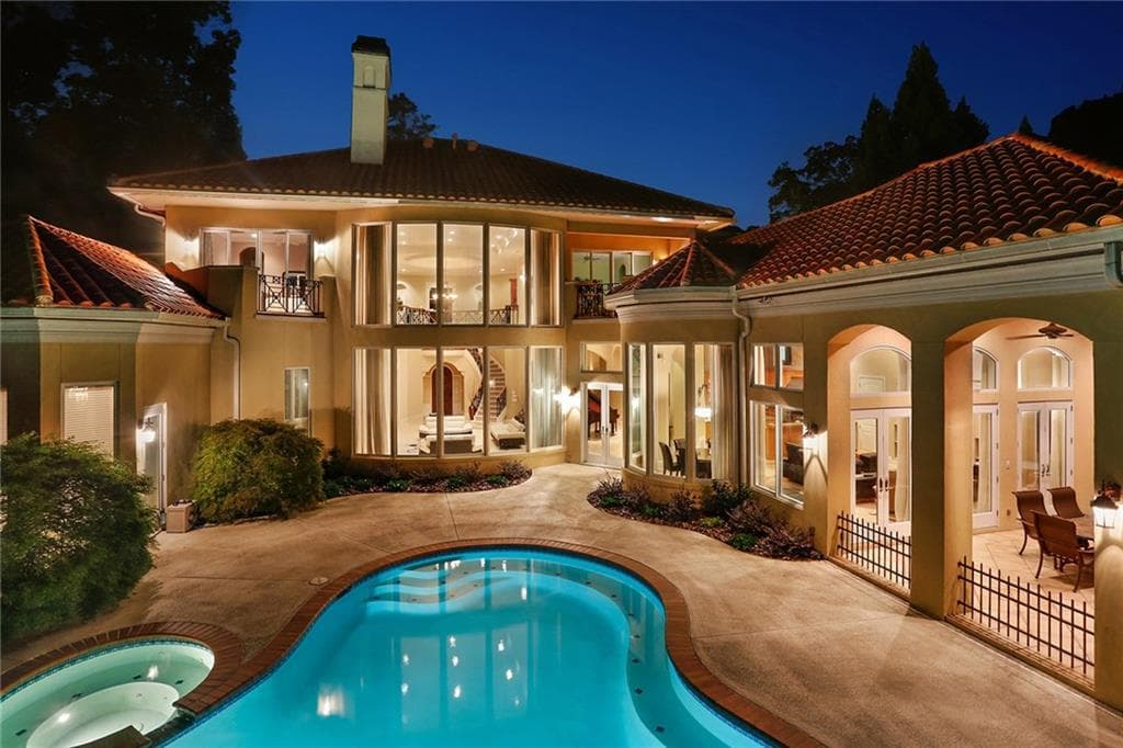 5 bedroom, 7,834 sq ft single family residence sold at 4261 Garmon Road, Atlanta, GA 30327