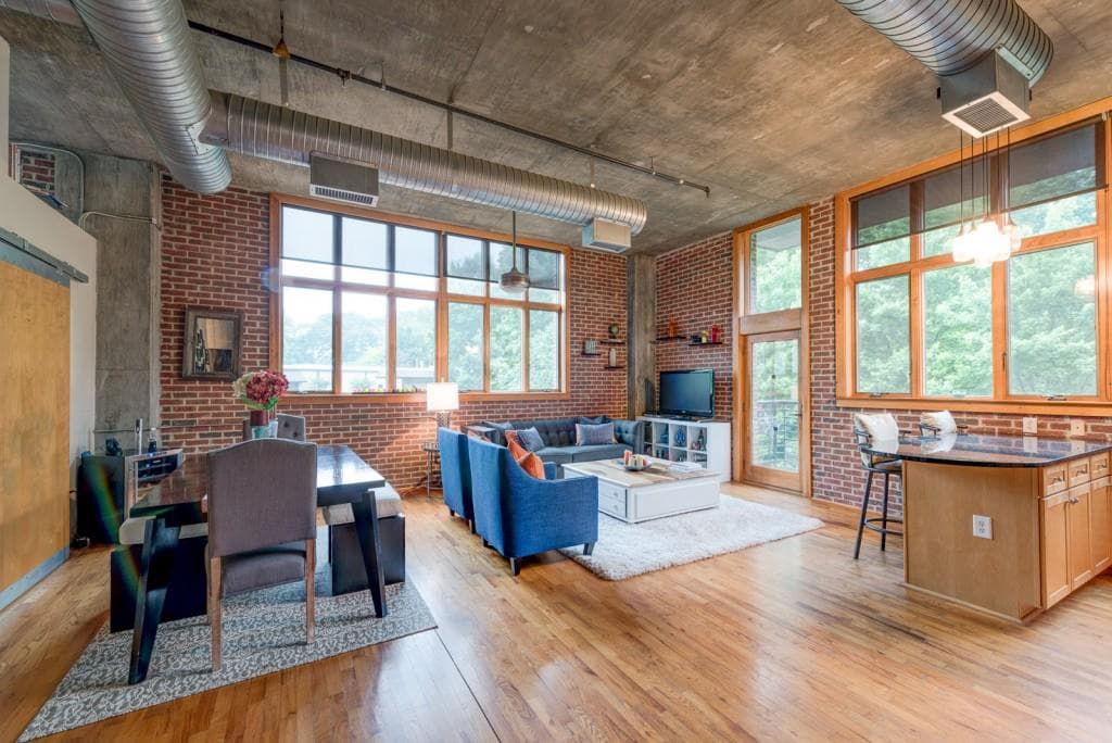 2 bedroom condominium sold at 640 Glen Iris Drive 516, Atlanta, GA 30308