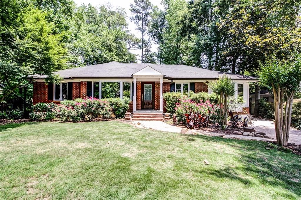 135 Ridley Circle, Decatur, GA 30030 — most recent listing photo
