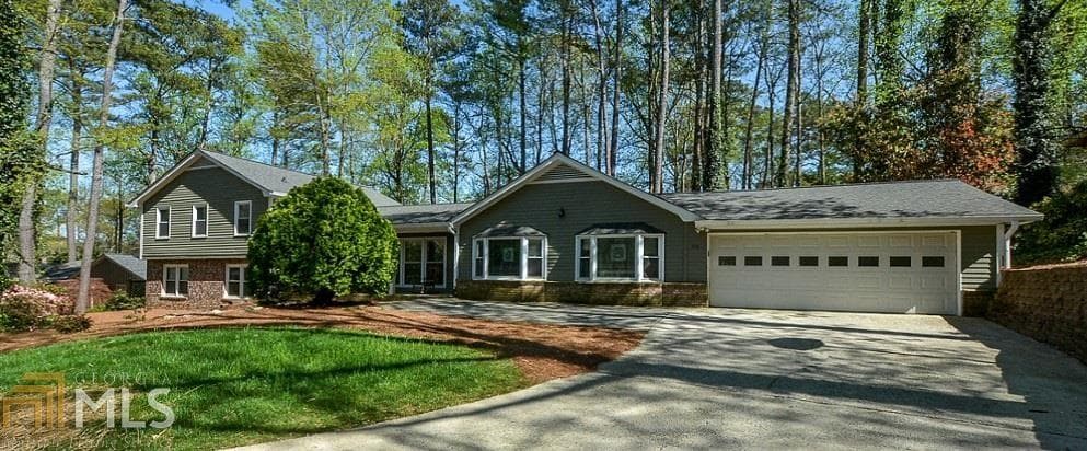 210 Old Farm Road, Marietta, GA 30068 — most recent listing photo