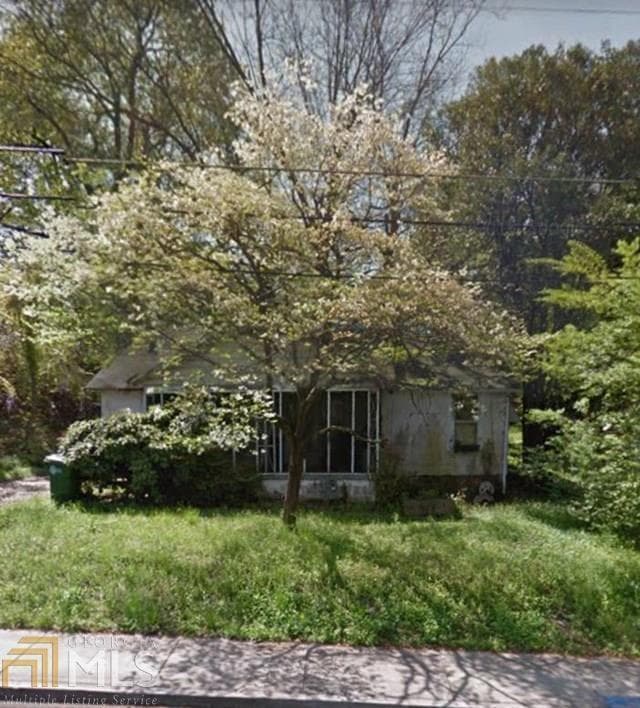 3 bedroom, 1,216 sq ft single family residence sold at 1808 Defoor Avenue, Atlanta, GA 30318