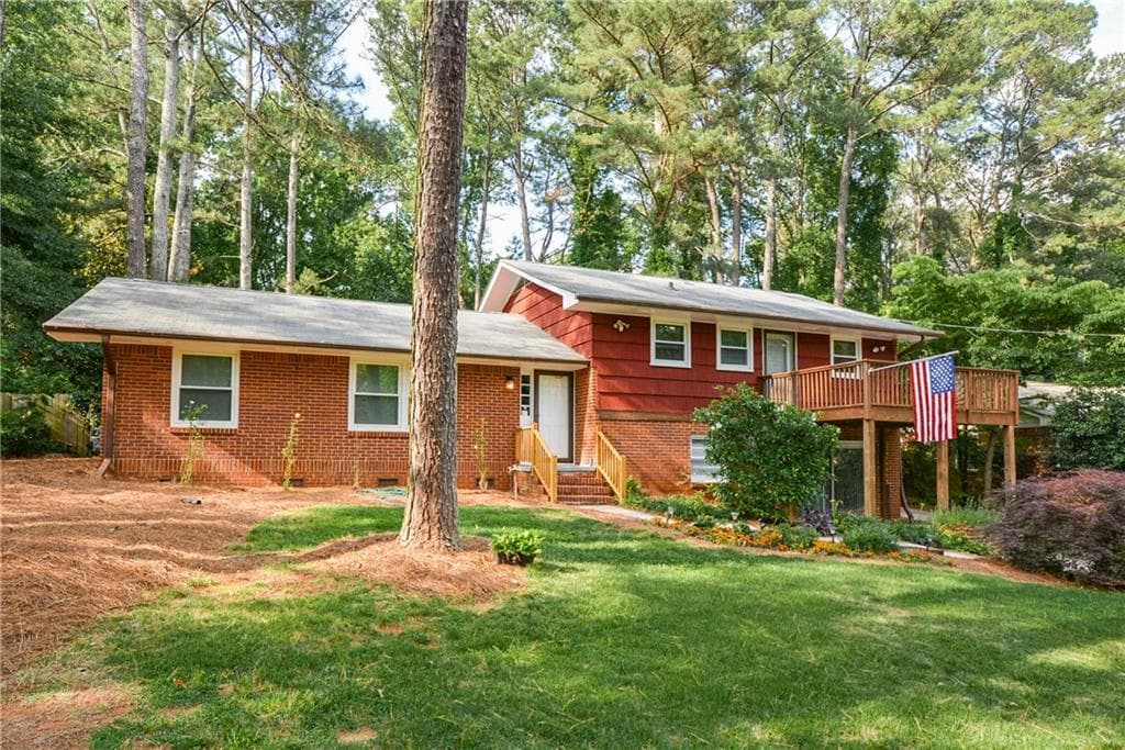 3 bedroom, 2,293 sq ft single family residence sold at 3860 Cardinal Drive, Tucker, GA 30084