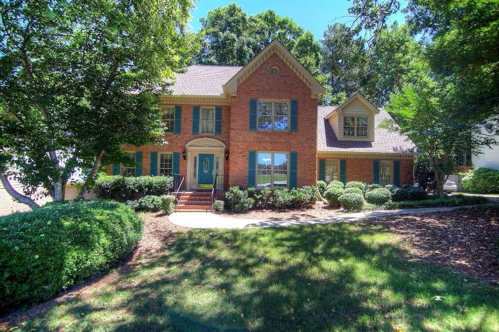 4 bedroom, 3,865 sq ft single family residence sold at 1878 Prince Drive, Lawrenceville, GA 30043