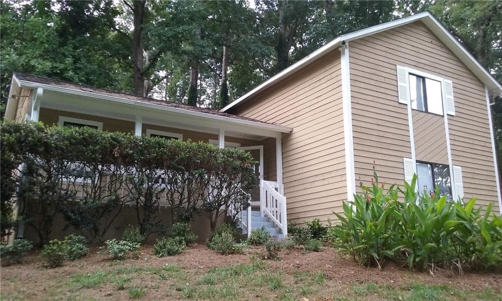 2718 Rosemont Drive, Lawrenceville, GA 30044 — most recent listing photo