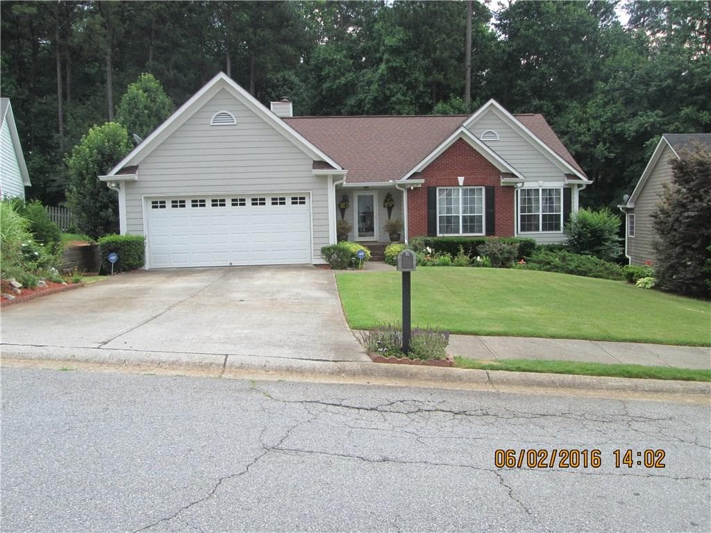 4 bedroom, 2,353 sq ft single family residence sold at 707 Loral Pines Court, Lawrenceville, GA 30044