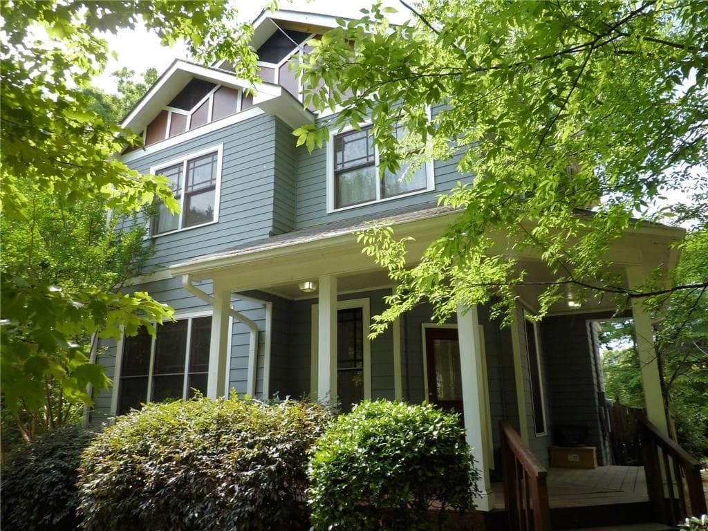 3 bedroom, 1,840 sq ft single family residence sold at 2679 Rosemary Street, Atlanta, GA 30318