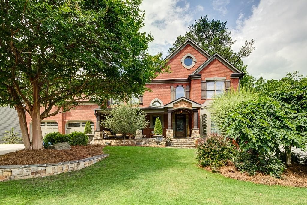 7 bedroom, 3,446 sq ft single family residence sold at 1060 Mayfield Manor Drive, Alpharetta, GA 30009