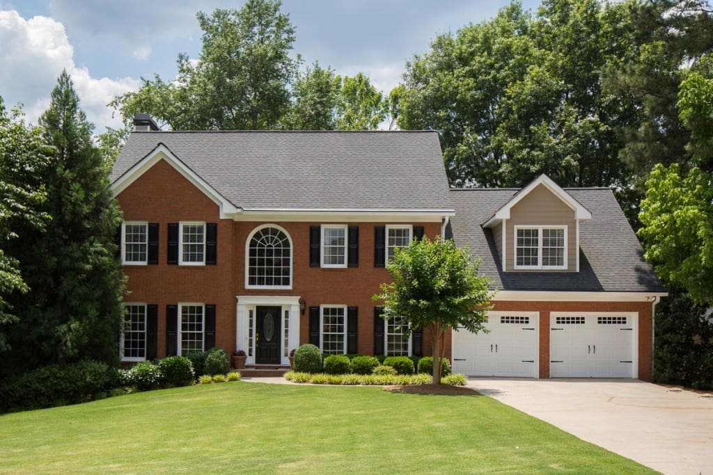 4 bedroom, 2,730 sq ft single family residence sold at 12452 Crabapple Meadow Way, Alpharetta, GA 30004