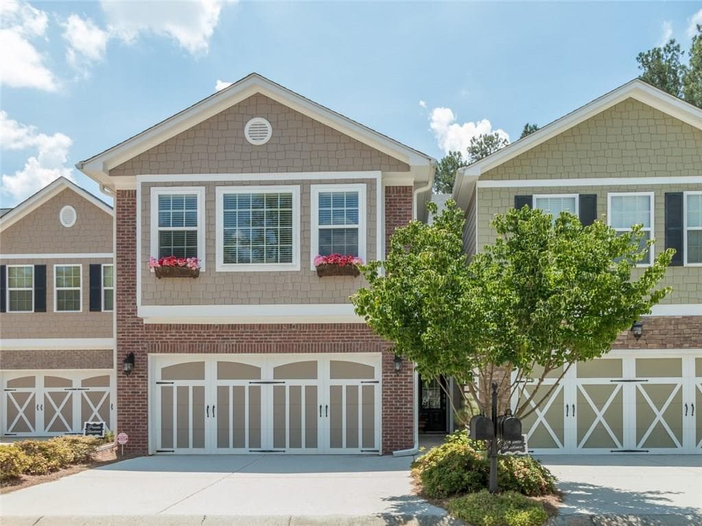 2851 Jordan Oaks Lane, Decatur, GA 30033 — most recent listing photo