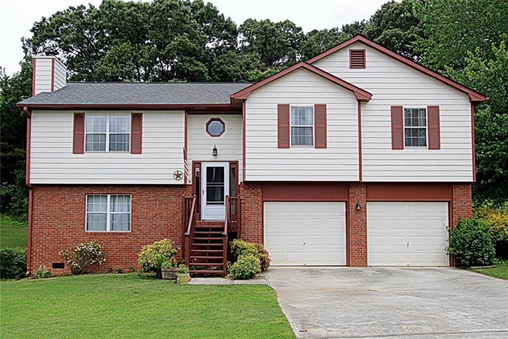 4090 Mark Todd Court, Hoschton, GA 30548 — most recent listing photo