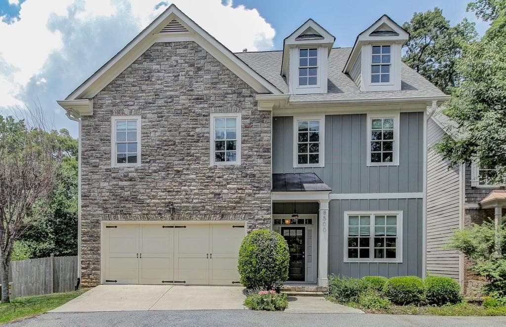8500 Angels Walk, Sandy Springs, GA 30350 — most recent listing photo