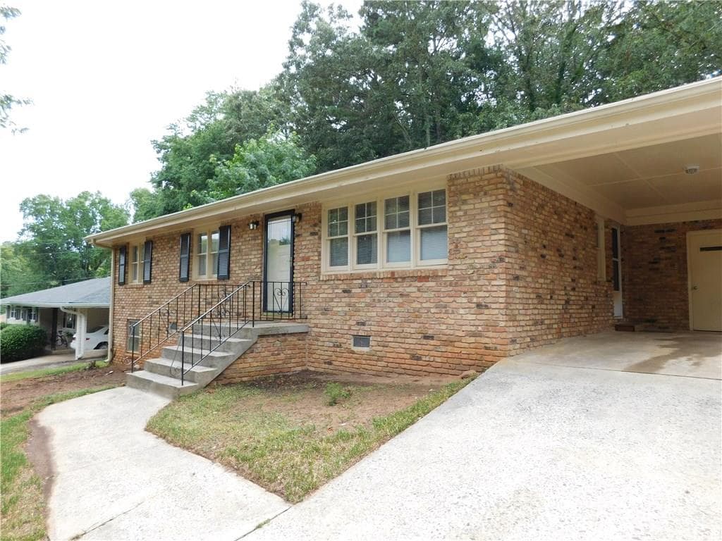 3884 Honeysuckle Drive, Smyrna, GA 30082 — most recent listing photo