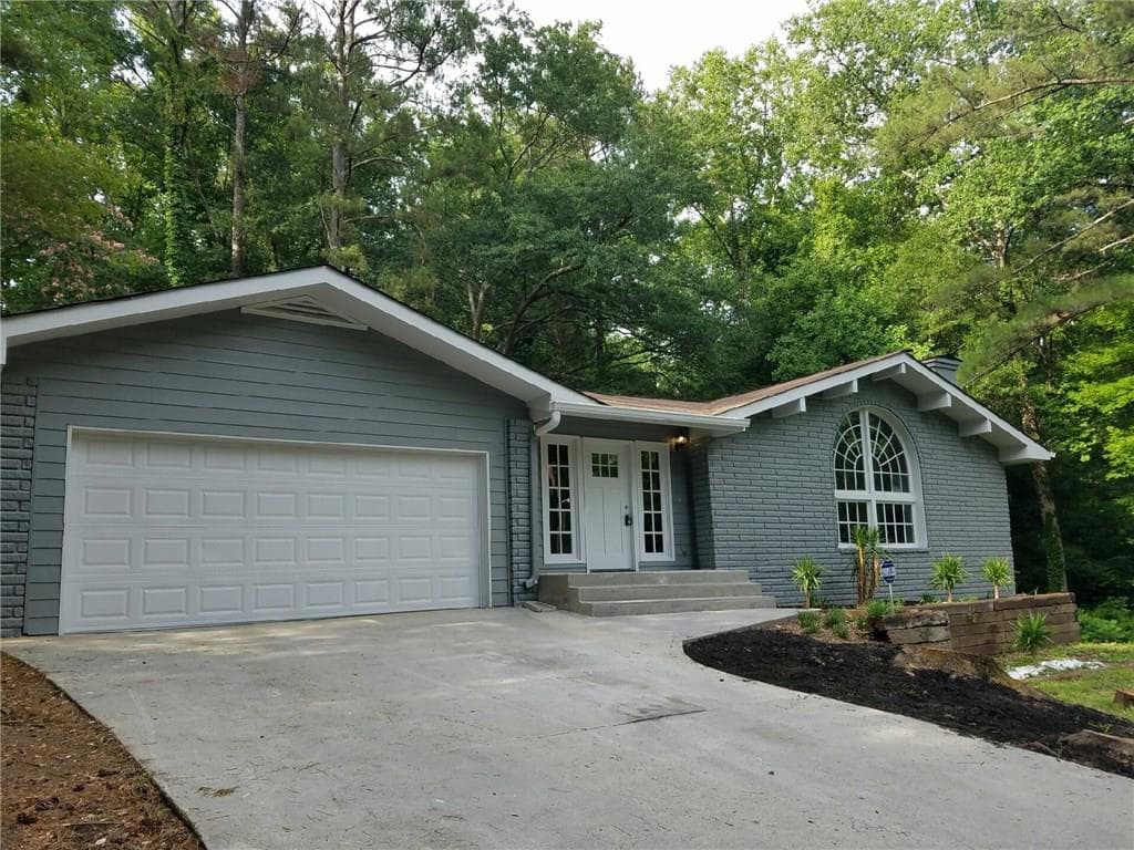 4 bedroom, 3,294 sq ft single family residence sold at 3809 Branch Drive, Atlanta, GA 30331