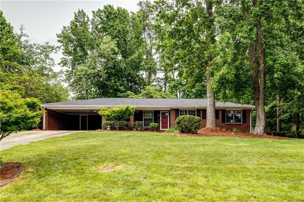 3 bedroom, 1,568 sq ft single family residence sold at 6676 Ridge Moore Drive, Atlanta, GA 30360